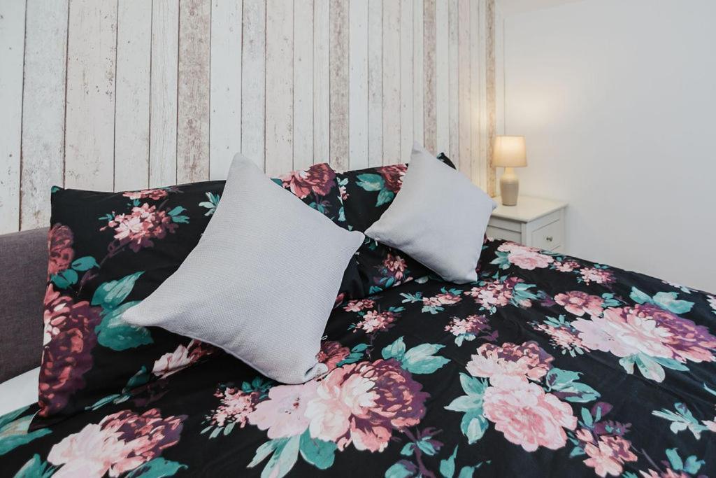 Willa , Cosy House In インヴァネス エクステリア 写真